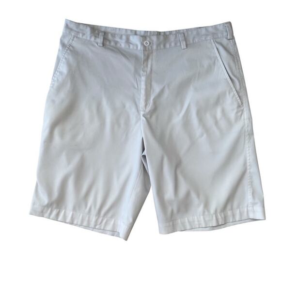 Nike Golf Off White Flat Front Dri-Fit Shorts - Size 36 - Picture 1 of 6